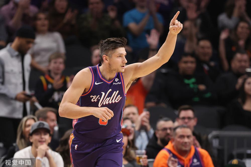 队中保持竞 队中保持竞