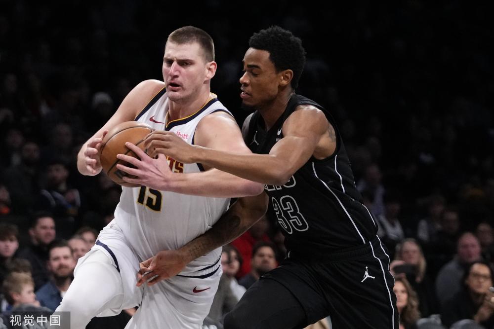 能够以更坚 能够以更坚