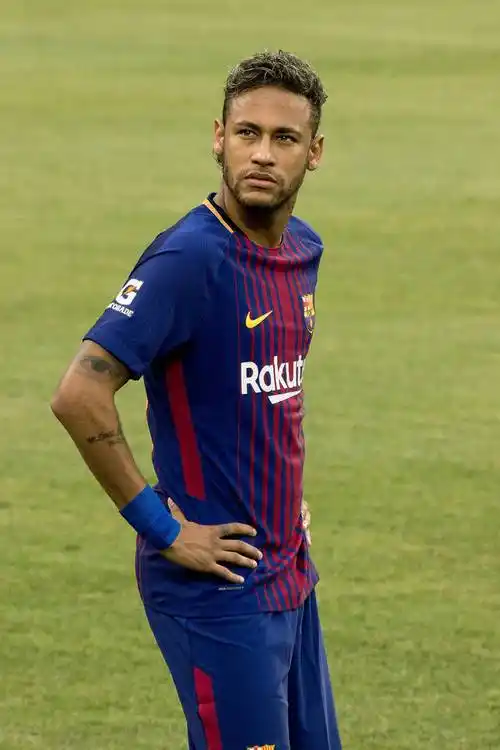 通过拉布亚 通过拉布亚